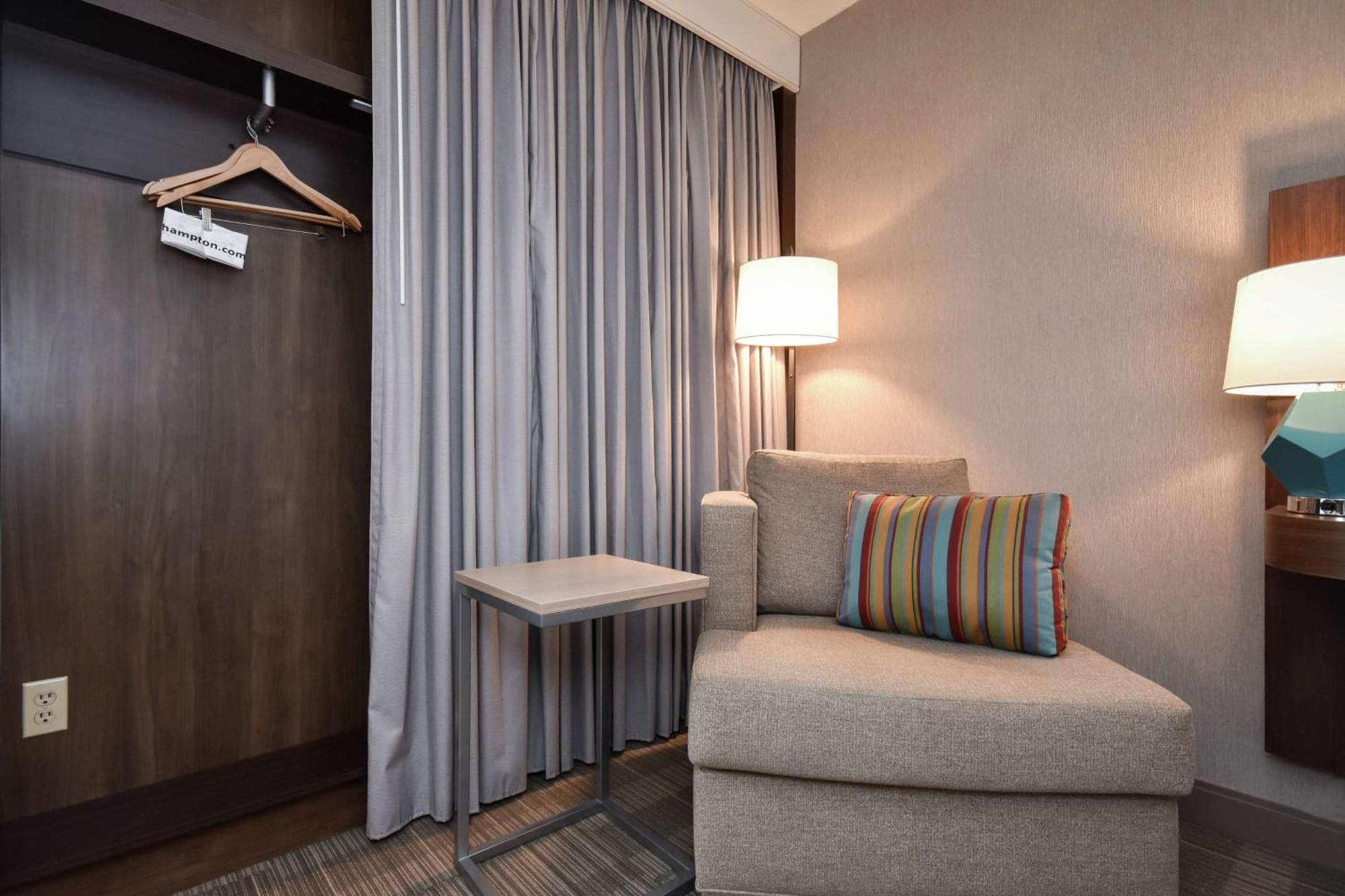 Hampton Inn Brevard Pisgah Forest Bagian luar foto